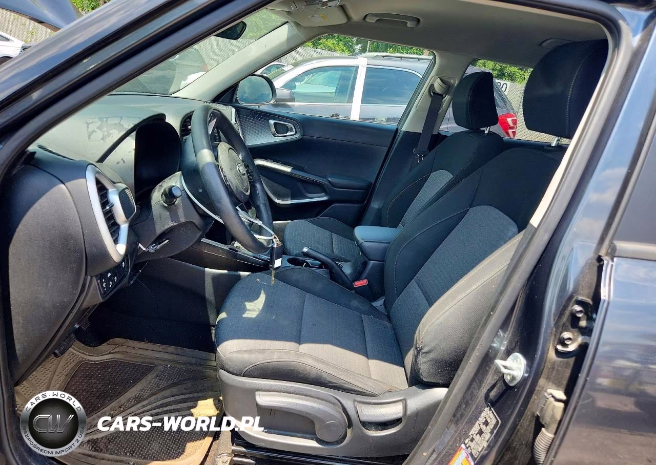 2020 Kia Soul S VIN:KNDJ23AU3L7103331 - 7