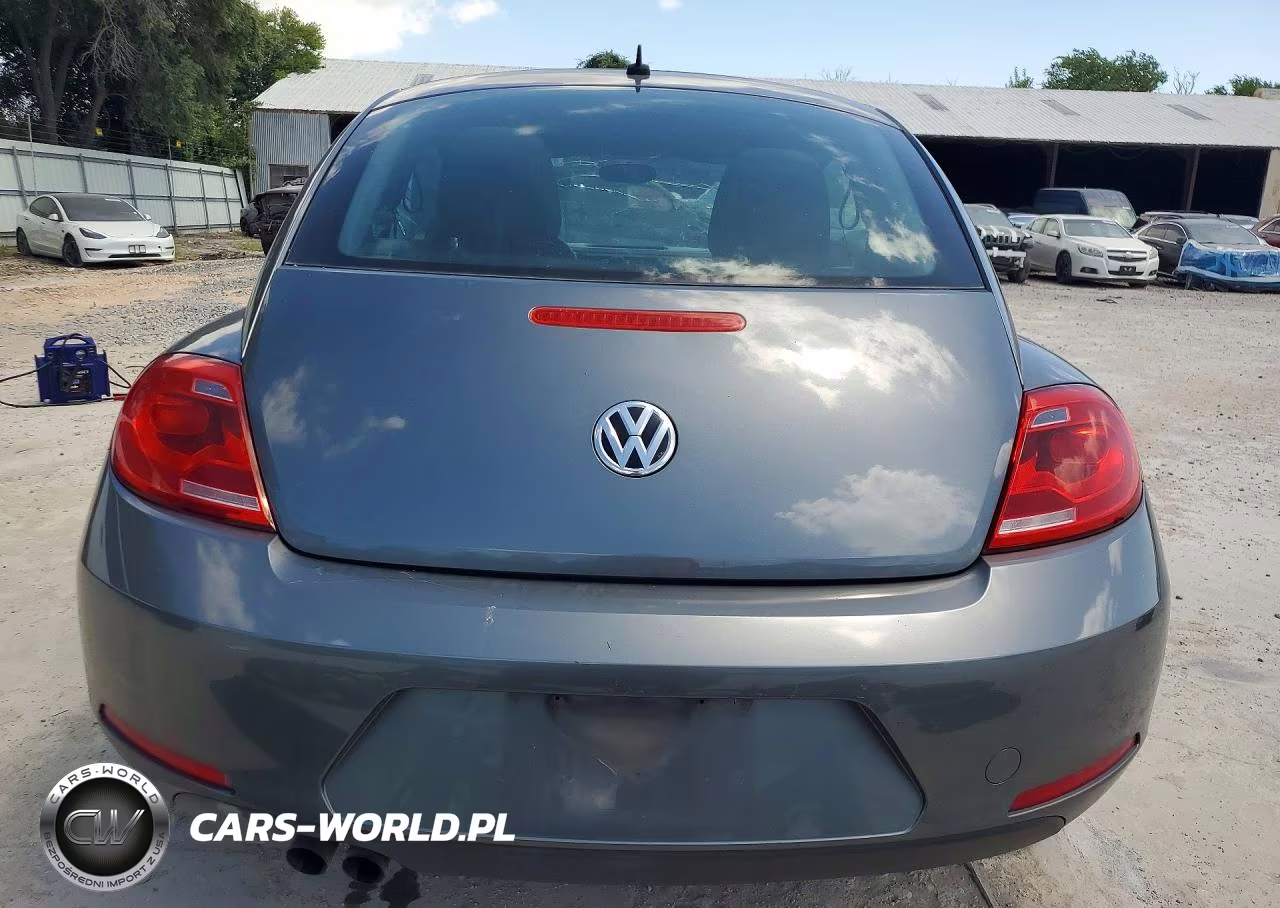 2014 Volkswagen Beetle VIN:3VWFP7AT0EM606701 - 6