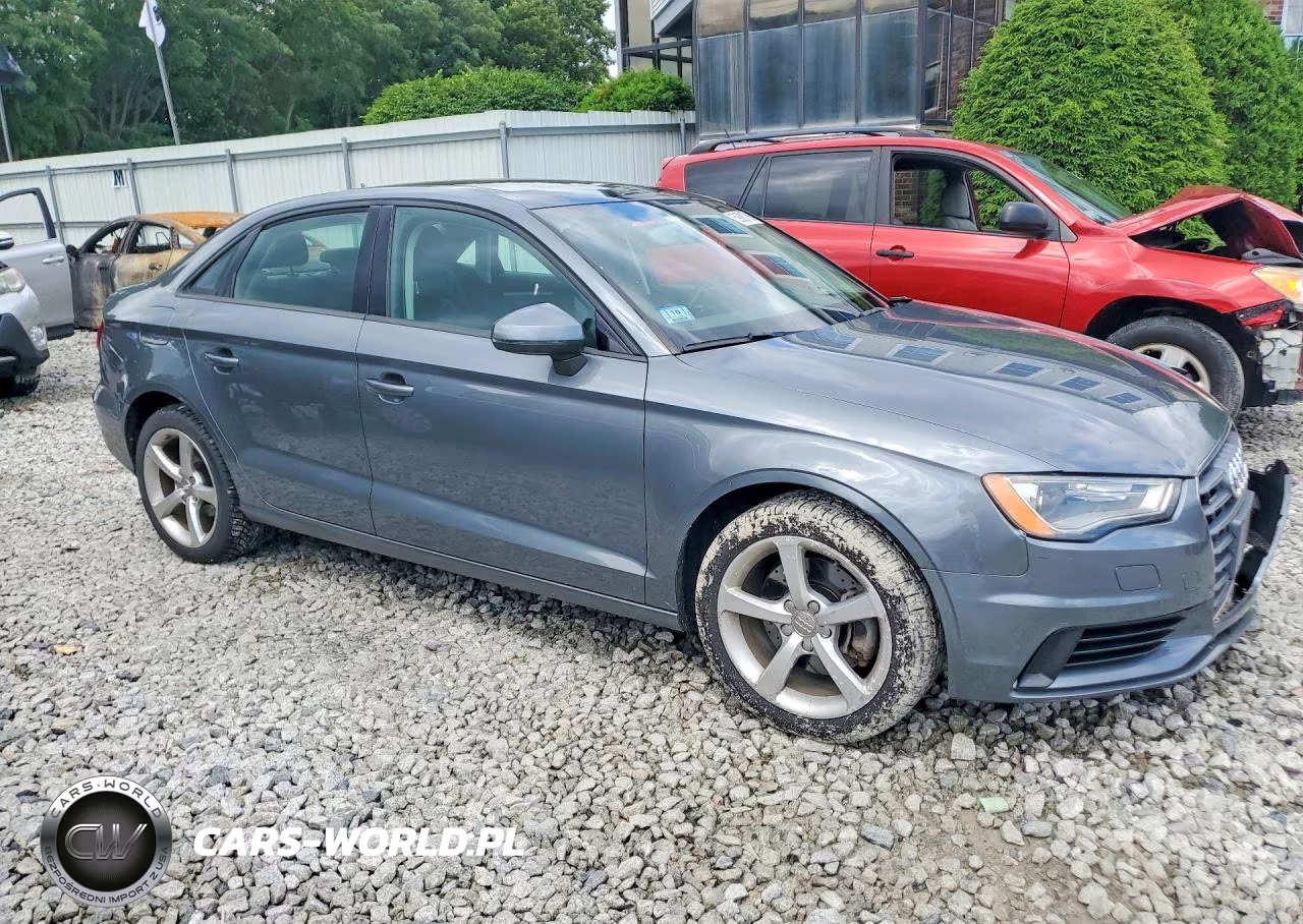 2015 Audi A3 Premium VIN:WAUBFGFF6F1006753 - 4