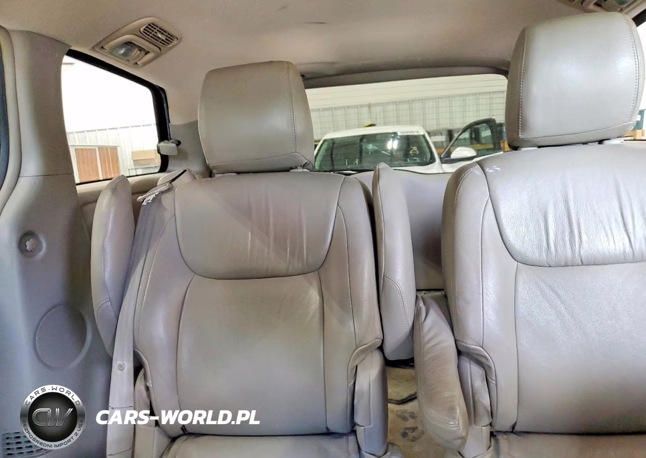 2010 Toyota Sienna Ce 7-Passenger VIN:5TDKK4CCXAS342361 - 10