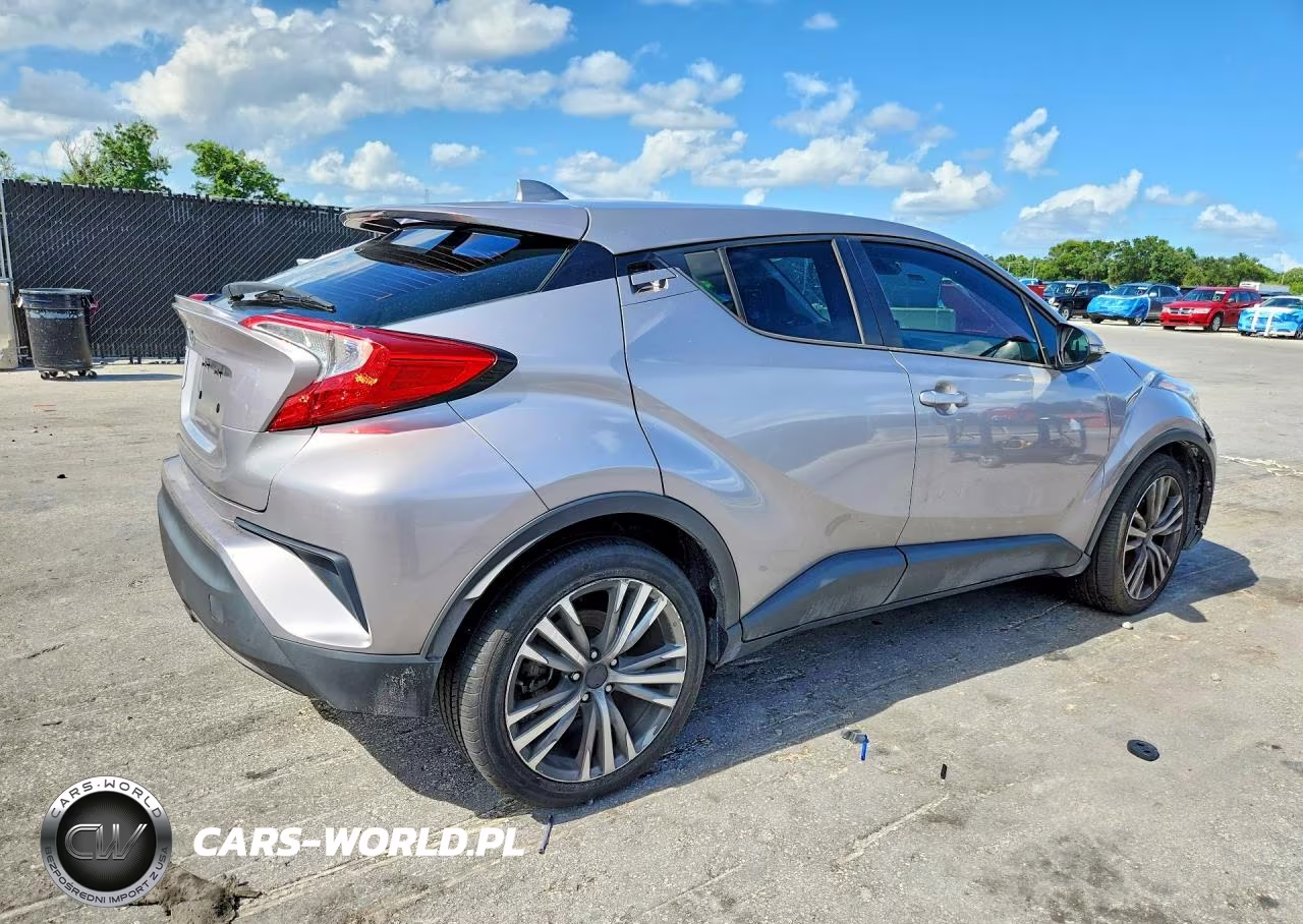 2020 Toyota C-Hr Le VIN:NMTKHMBX9LR106823 - 3