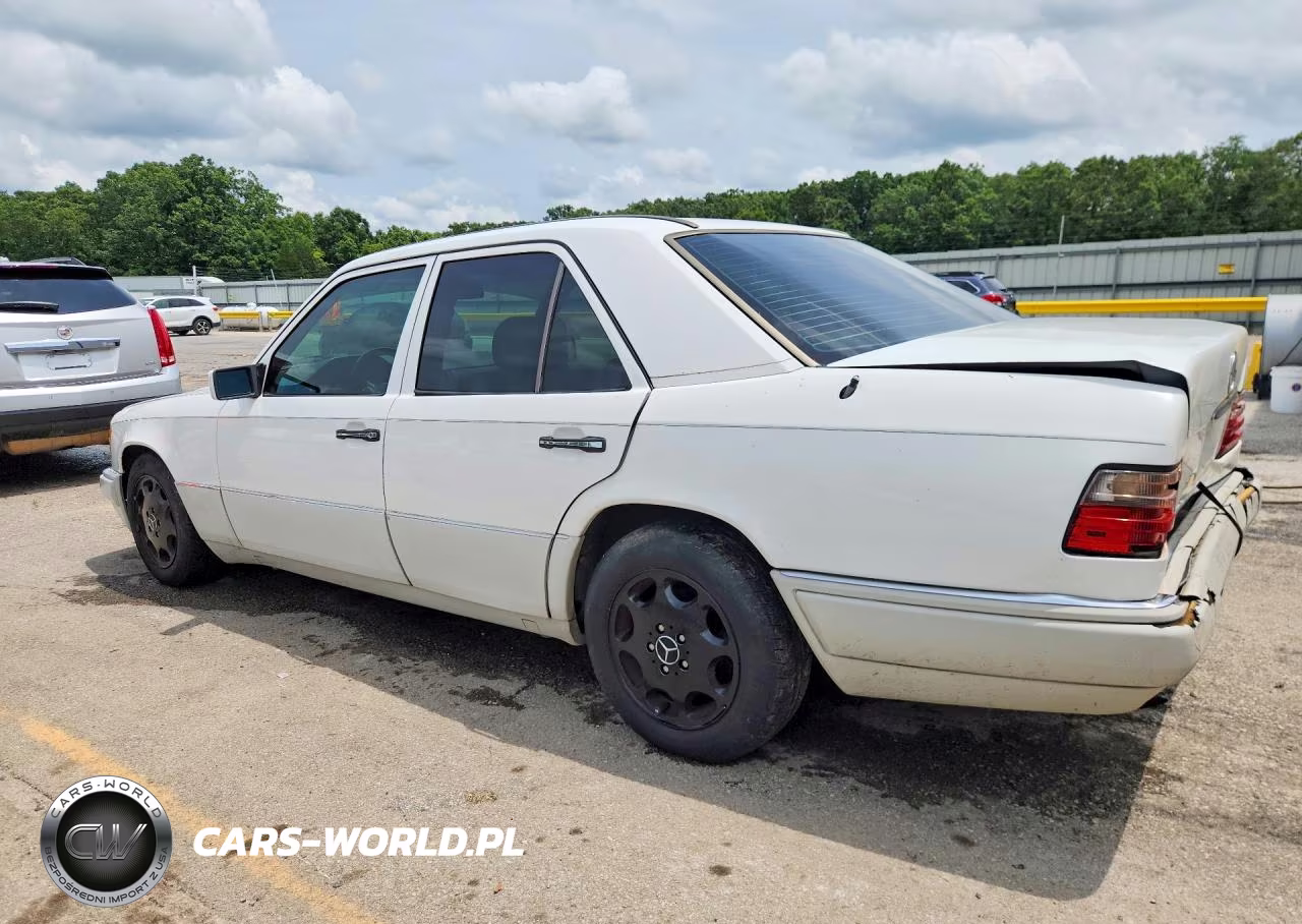 1995 Mercedes-Benz E 300D VIN:WDBEB31E2SC135301 - 2
