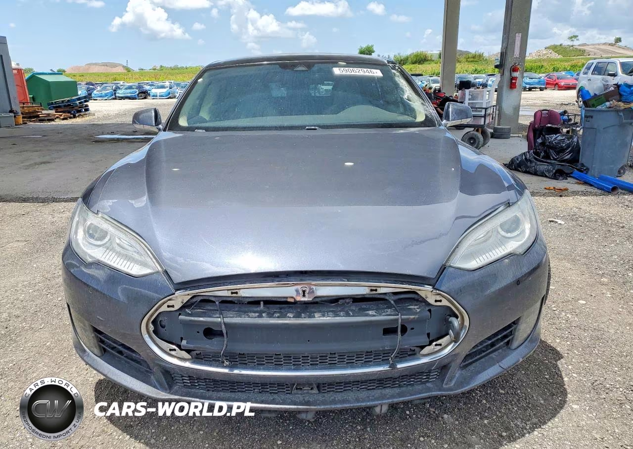 2016 Tesla Model S VIN:5YJSA1E11GF130197 - 5