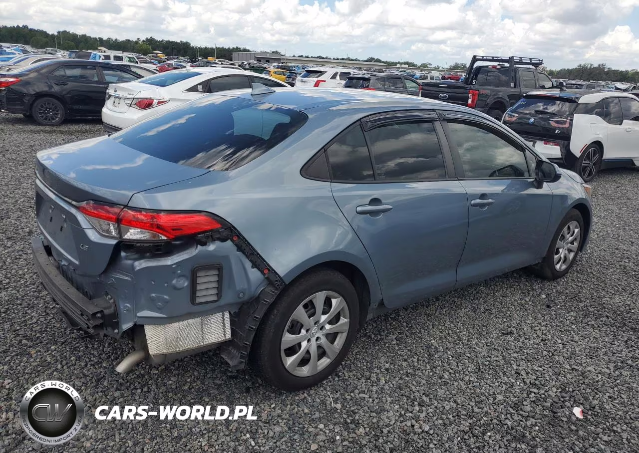 2020 Toyota Corolla Le VIN:5YFEPRAE6LP127023 - 3