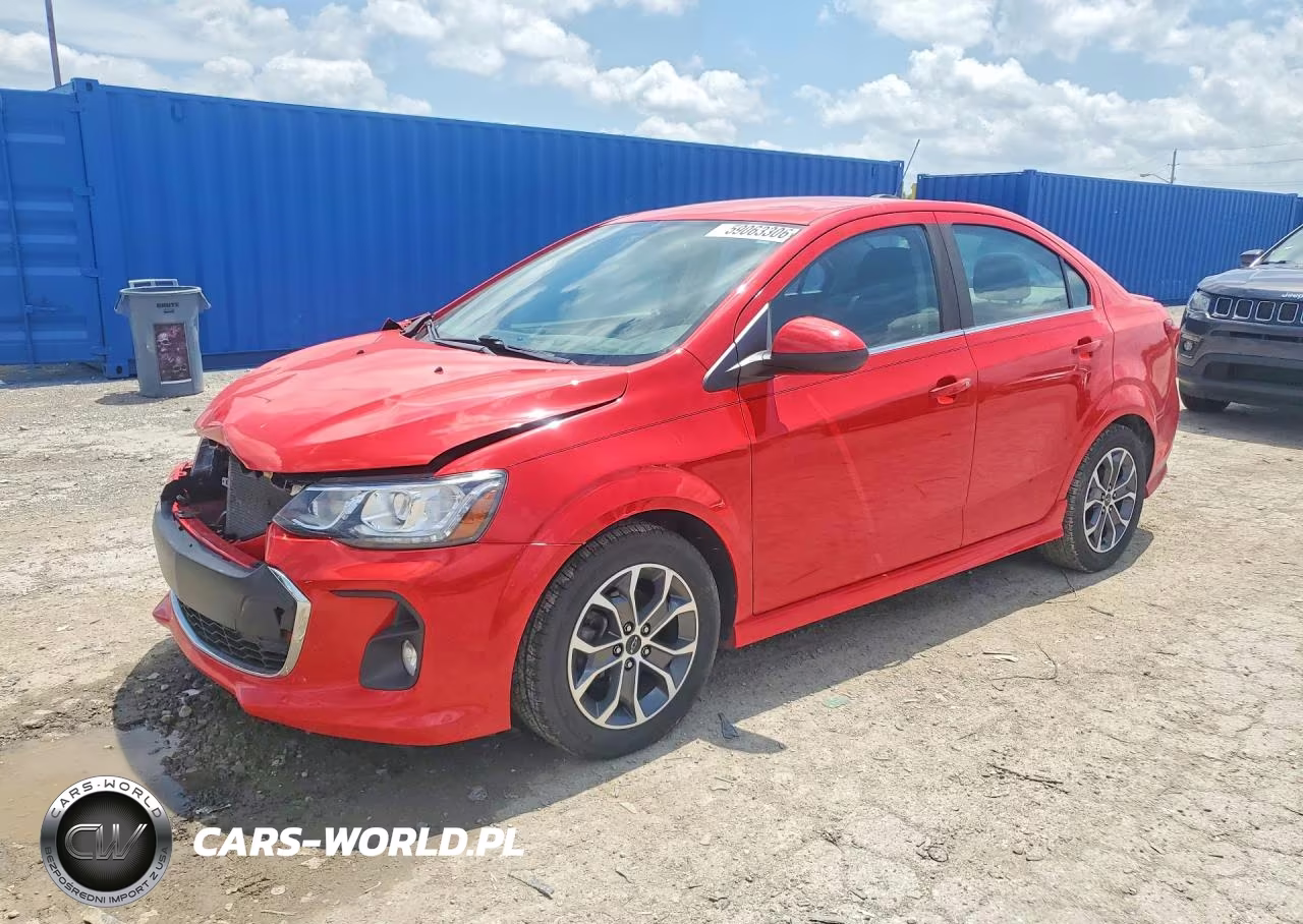 2019 Chevrolet Sonic Lt – zdjęcie 1 z 12