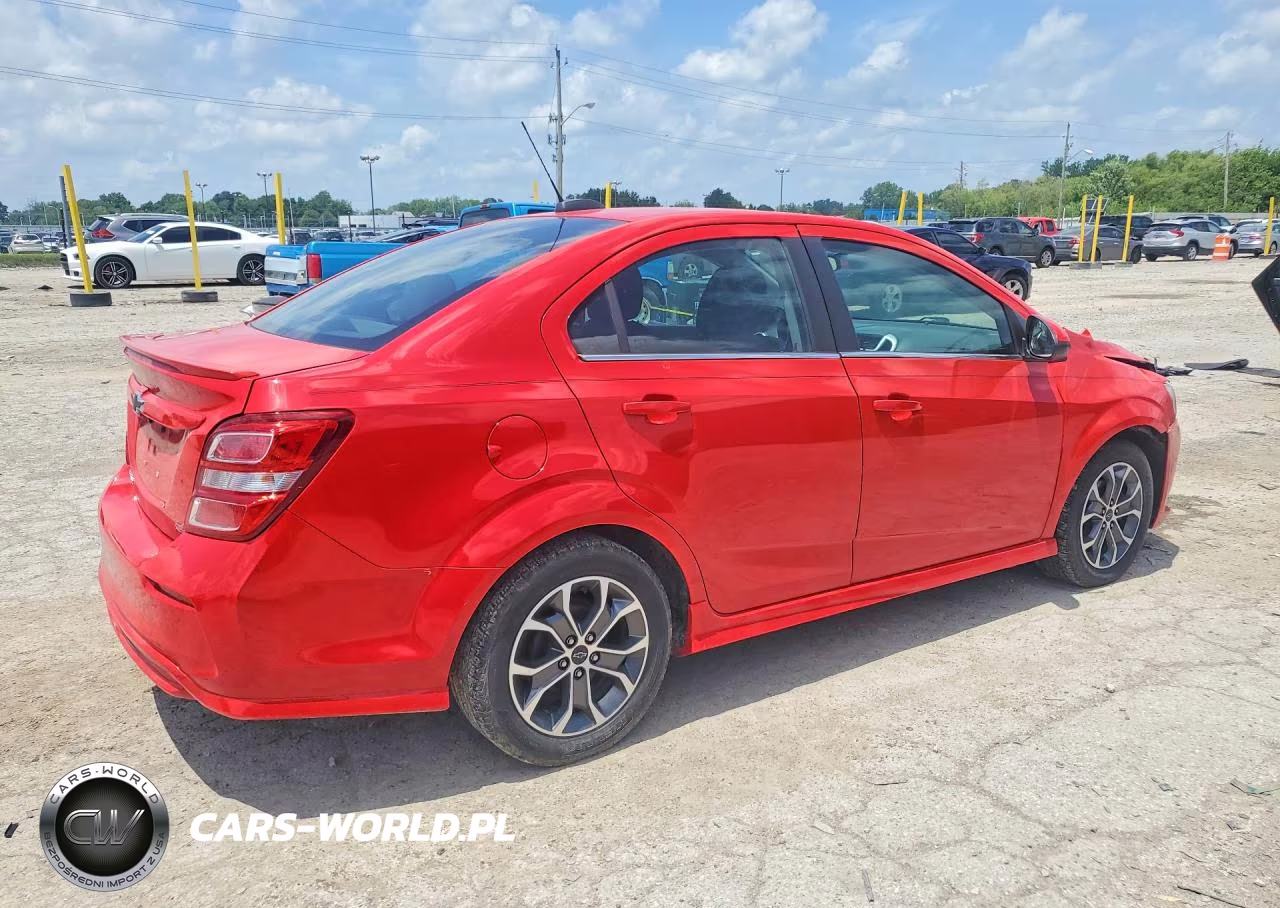 2019 Chevrolet Sonic Lt VIN:1G1JD5SB1K4133049 - 3