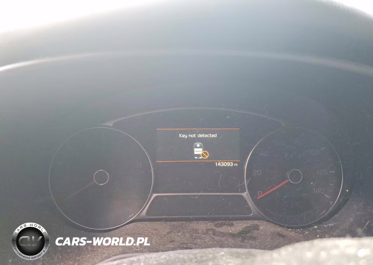 2017 Kia Soul + VIN:KNDJP3A52H7499740 - 9