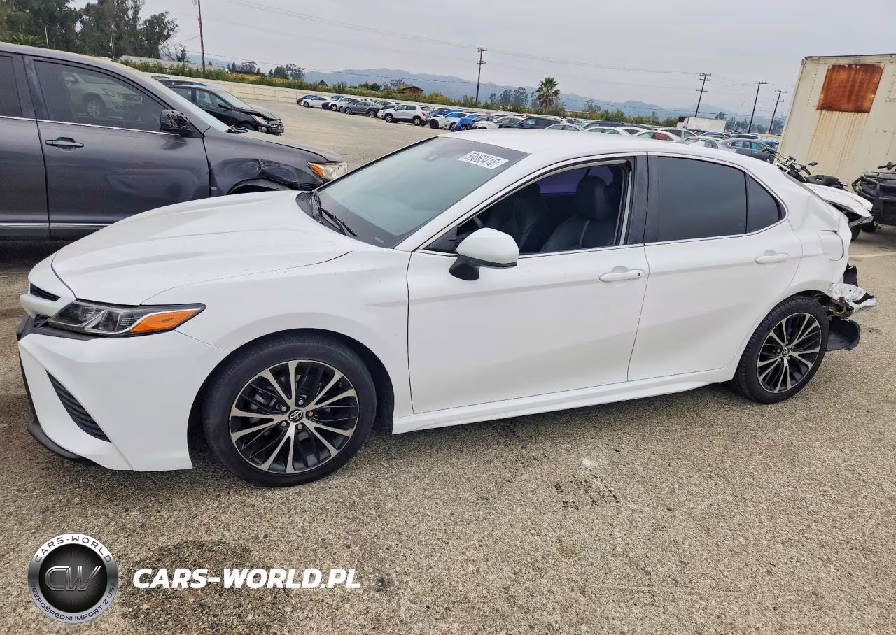 2019 Toyota Camry Se – zdjęcie 1 z 12