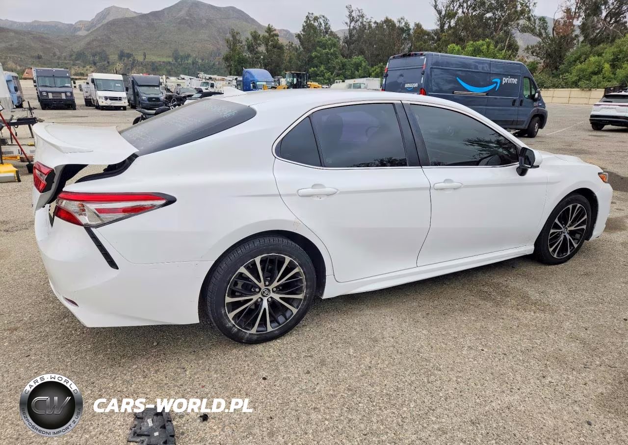 2019 Toyota Camry Se VIN:4T1B11HK6KU850529 - 3