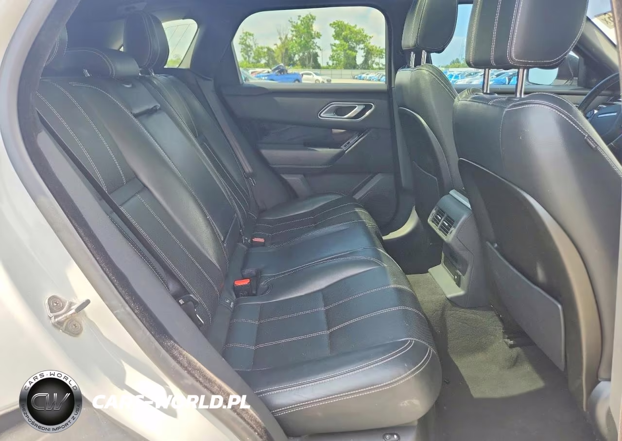 2019 Land Rover Range Rover Velar S VIN:SALYB2EX7KA210406 - 11