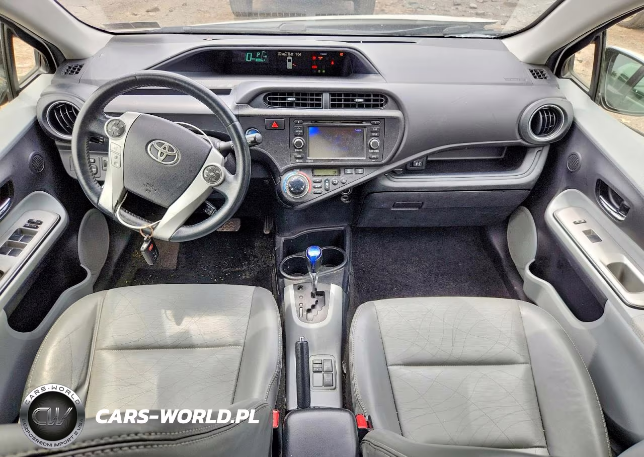 2013 Toyota Prius C Four VIN:JTDKDTB33D1041051 - 8