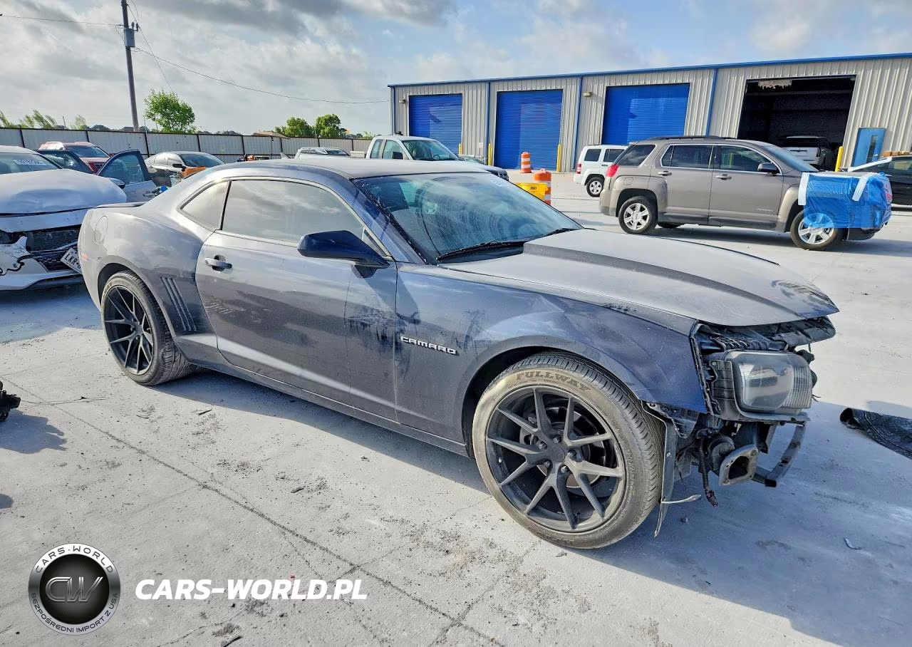 2012 Chevrolet Camaro Ls VIN:2G1FA1E33C9176611 - 4