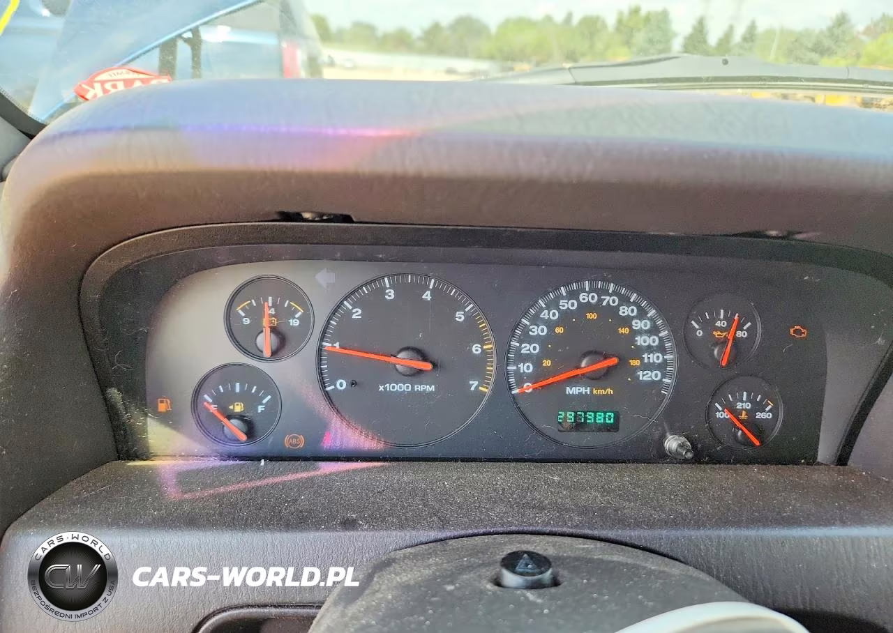 2000 Jeep Grand Cherokee Laredo VIN:1J4GW48S0YC206918 - 9