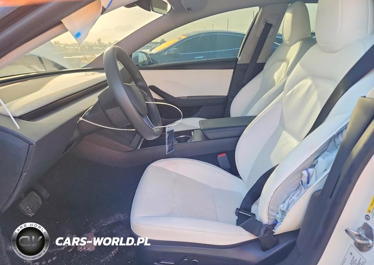 2025 Tesla Model 3 VIN:5YJ3E1EA1SF936316 - 7