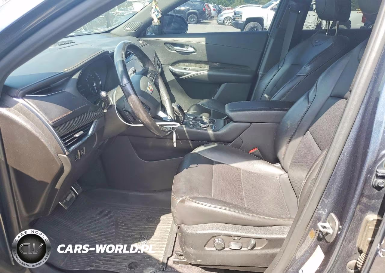 2019 Cadillac Xt4 Sport VIN:1GYFZER47KF174046 - 7
