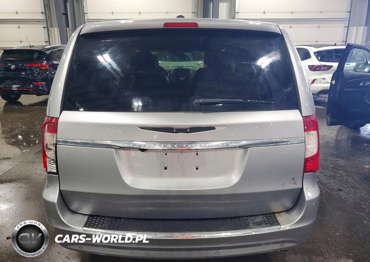2013 Chrysler Town & Country Touring L VIN:2C4RC1CG2DR621748 - 6