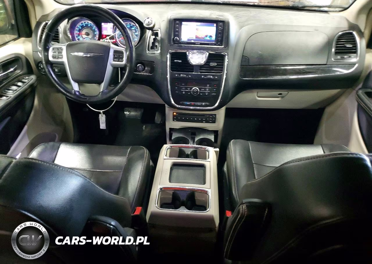 2013 Chrysler Town & Country Touring L VIN:2C4RC1CG2DR621748 - 8