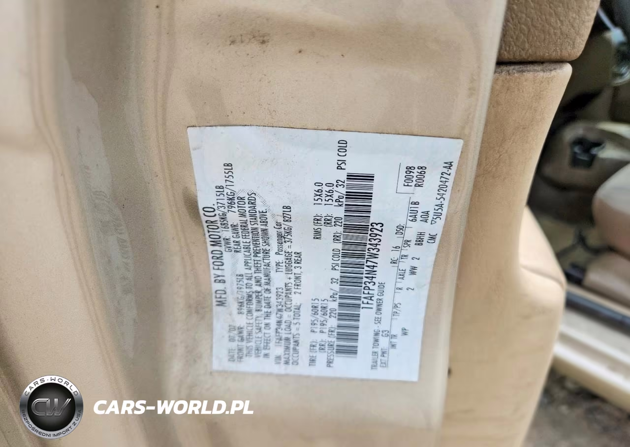 2007 Ford Focus Zx4 VIN:1FAFP34N47W343923 - 12
