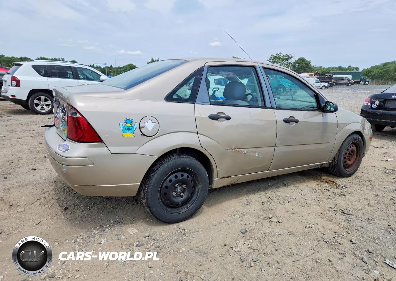 2007 Ford Focus Zx4 VIN:1FAFP34N47W343923 - 3