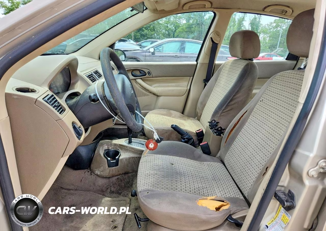 2007 Ford Focus Zx4 VIN:1FAFP34N47W343923 - 7