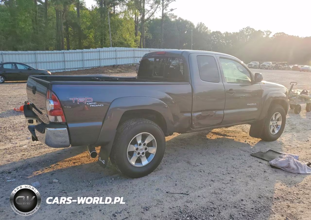 2011 Toyota Tacoma Access Cab VIN:5TFUU4EN0BX020891 - 3