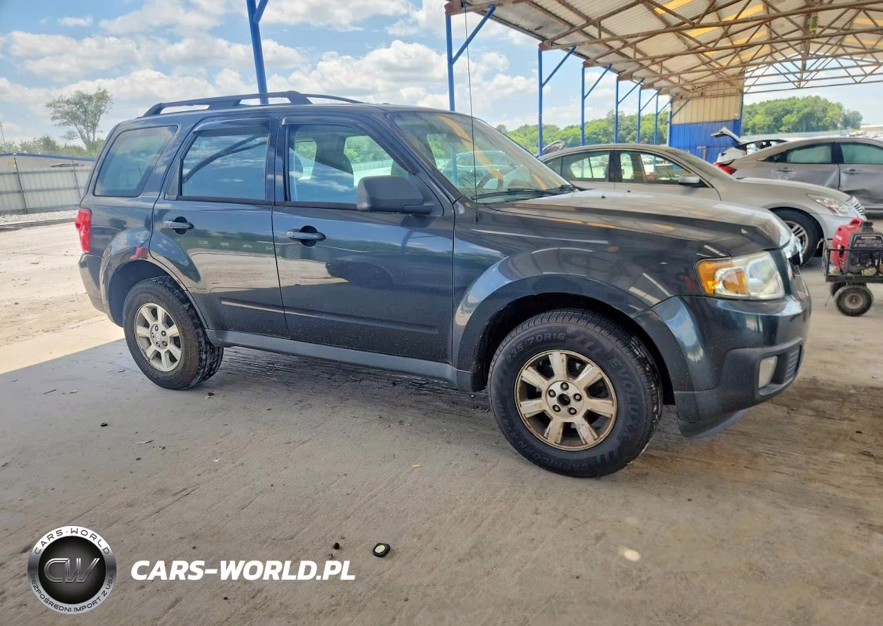2010 Mazda Tribute I VIN:4F2CY0C75AKM03508 - 4