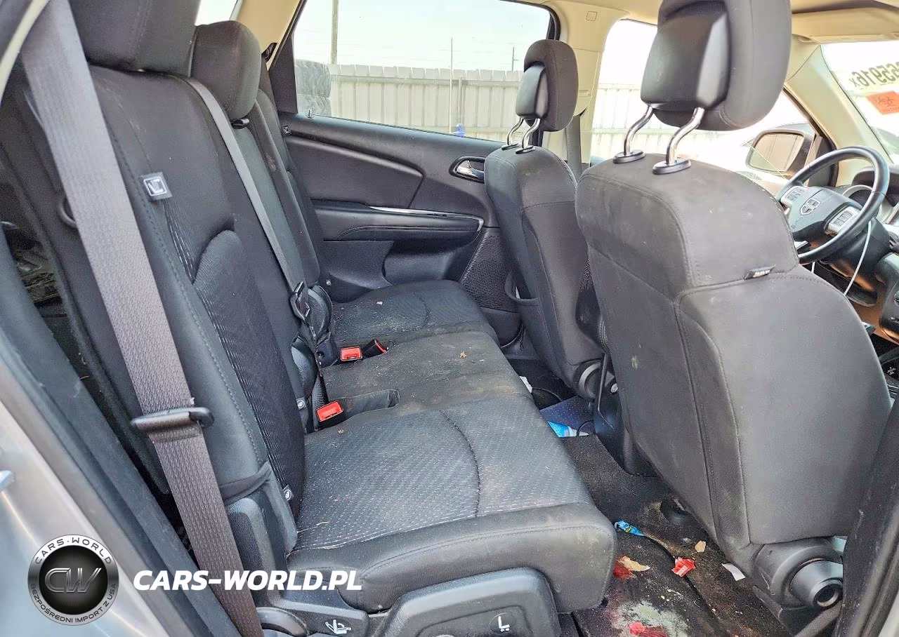 2018 Dodge Journey Se VIN:3C4PDCAB7JT445649 - 11