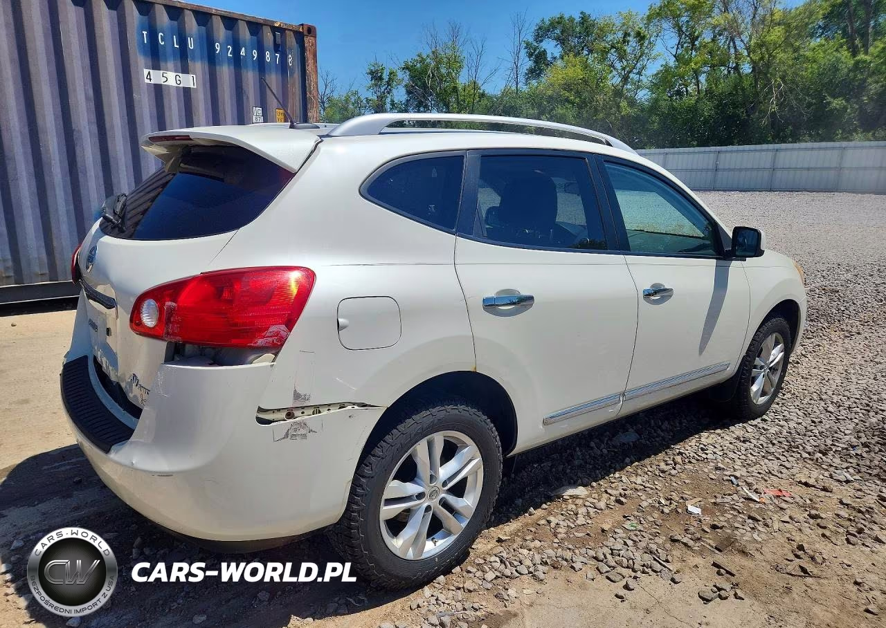 2013 Nissan Rogue S VIN:JN8AS5MV3DW622844 - 3