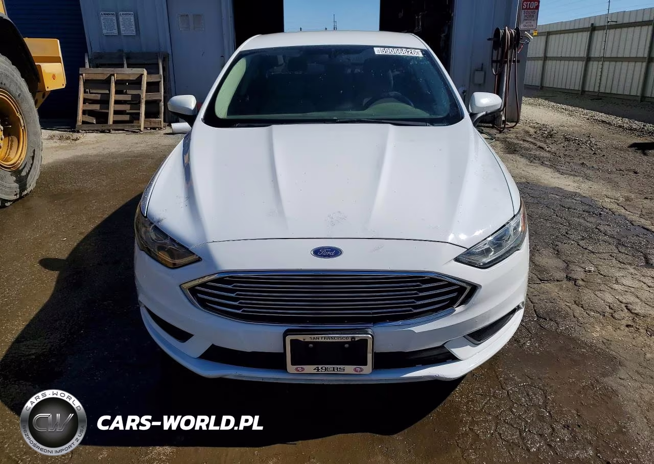 2017 Ford Fusion S VIN:3FA6P0G70HR388261 - 5