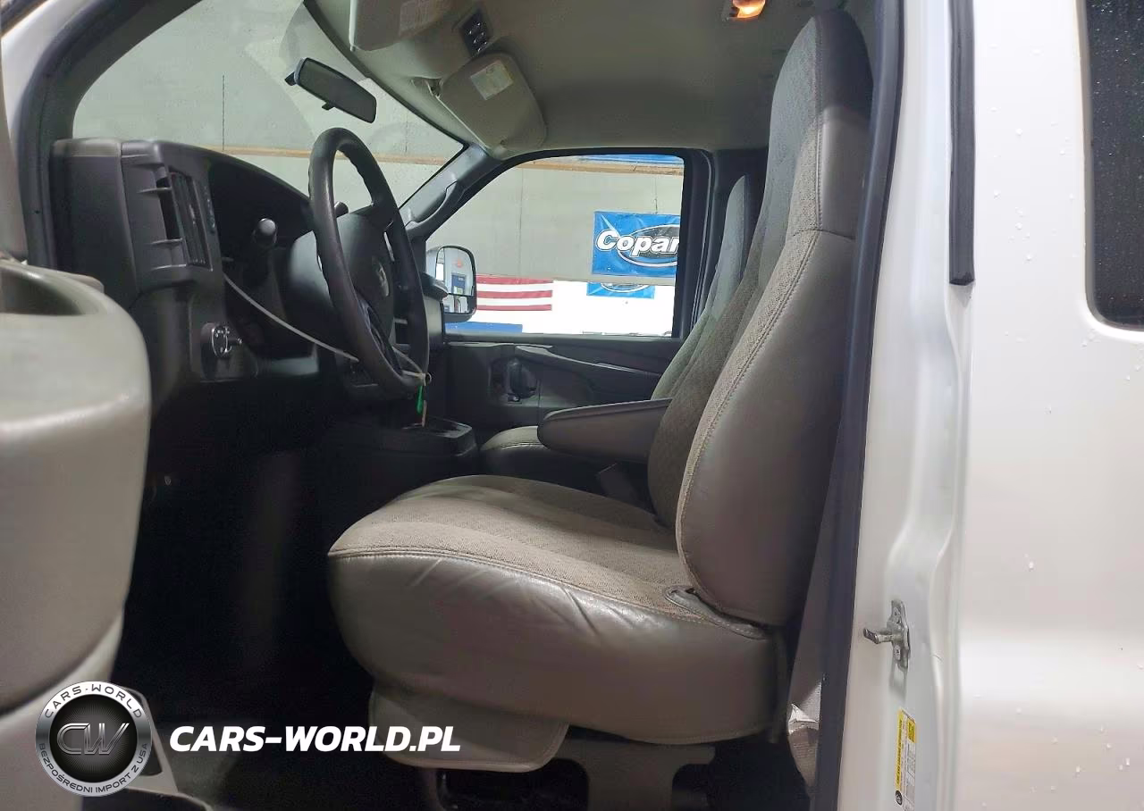 2008 Chevrolet Express G3500 VIN:1GAHG39K081173682 - 7