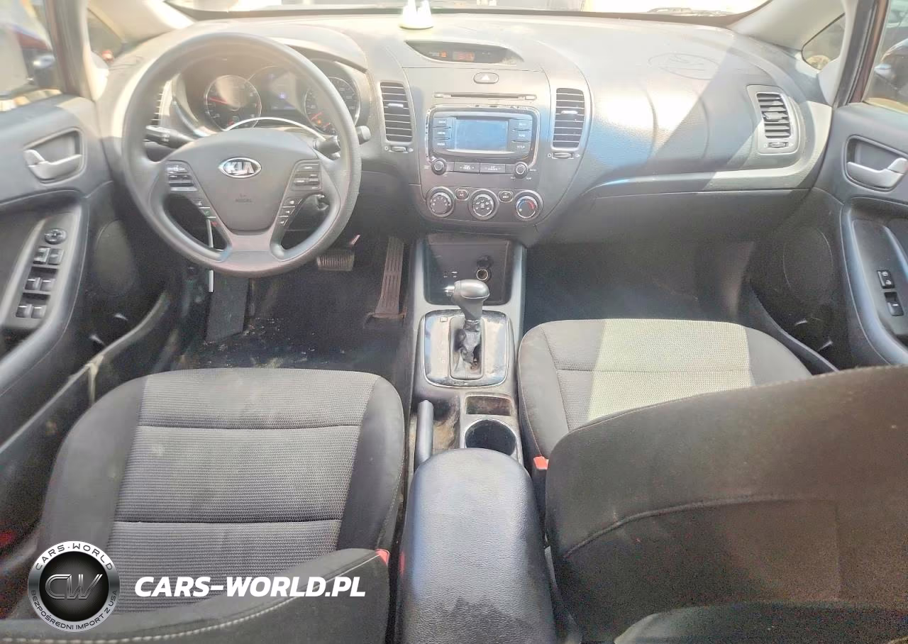 2018 Kia Forte Lx VIN:3KPFK4A78JE281514 - 8