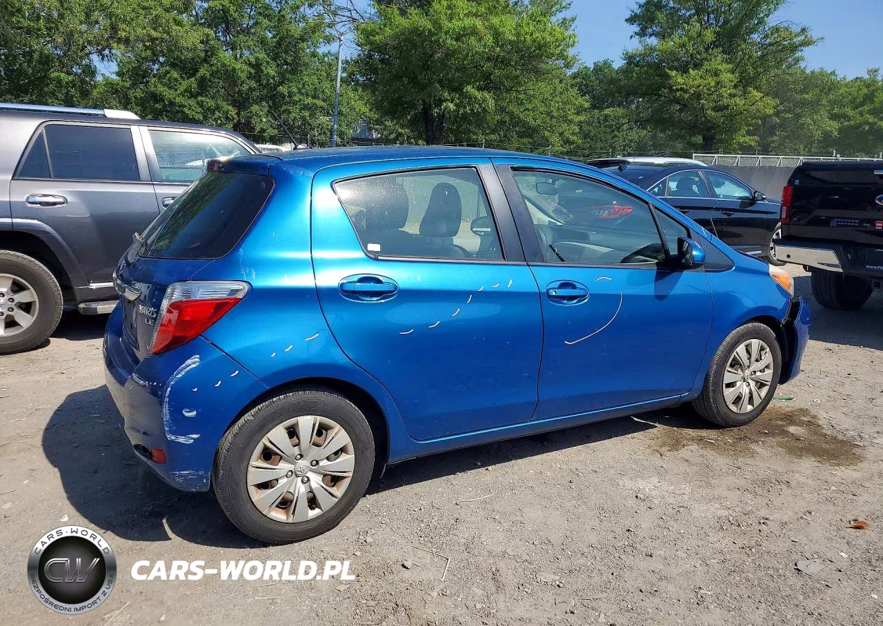 2013 Toyota Yaris 5-Door Le VIN:JTDKTUD34DD566611 - 3