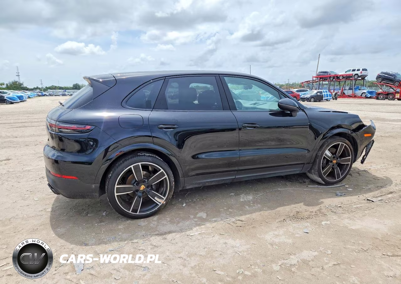 2023 Porsche Cayenne Base VIN:WP1AA2AY4PDA06922 - 3