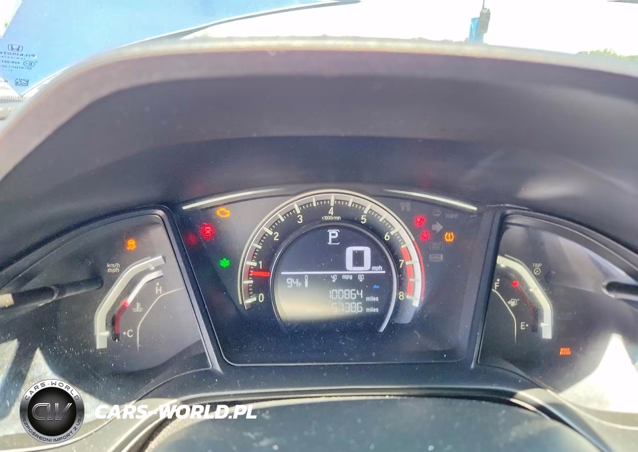 2018 Honda Civic Sport VIN:SHHFK7H4XJU202852 - 9