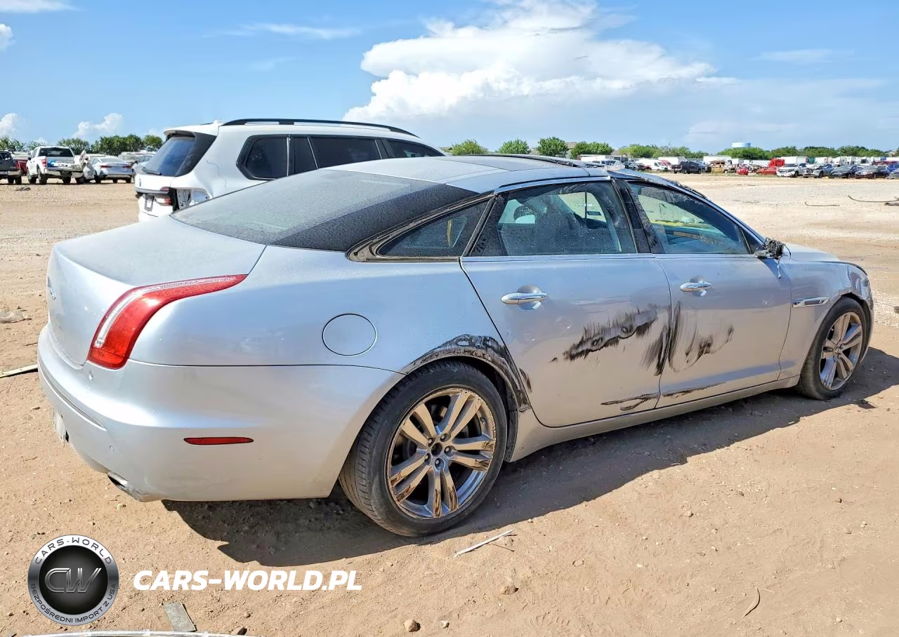 2011 Jaguar Xjl VIN:SAJWA2GB6BLV06994 - 3