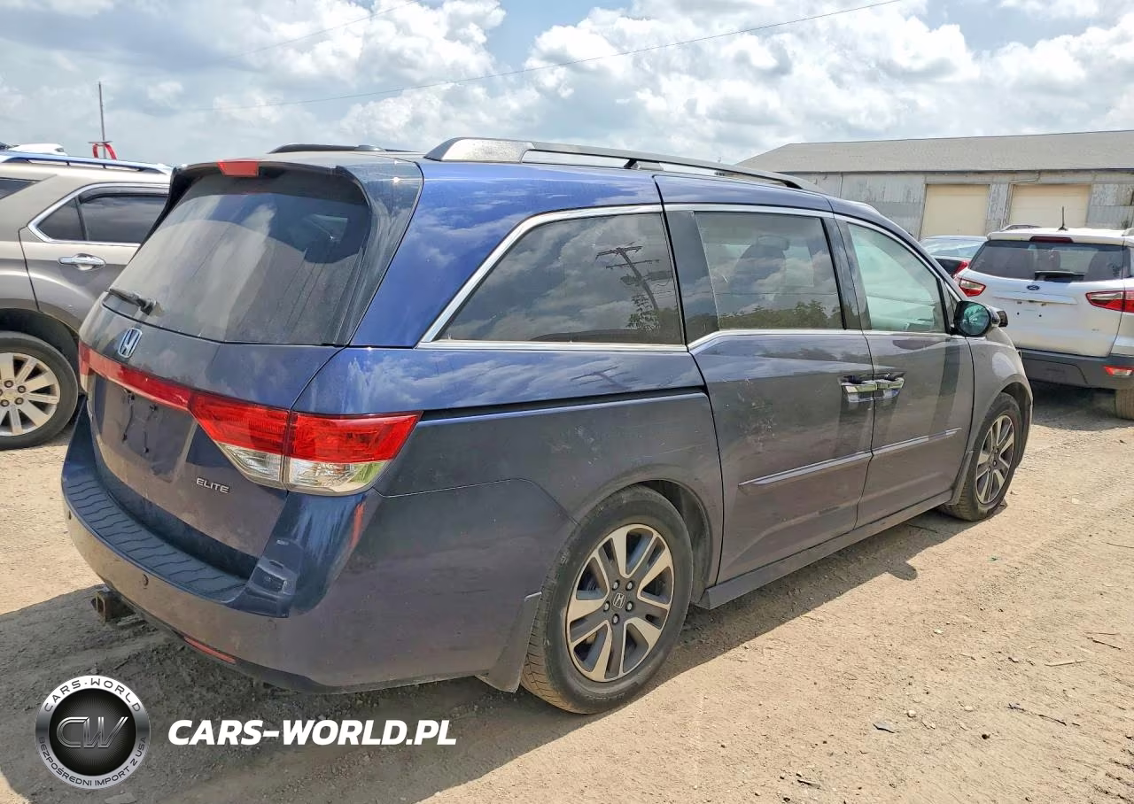 2014 Honda Odyssey Touring VIN:5FNRL5H96EB080055 - 3
