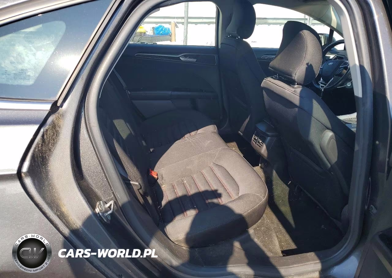 2016 Ford Fusion Se VIN:3FA6P0H74GR294512 - 10