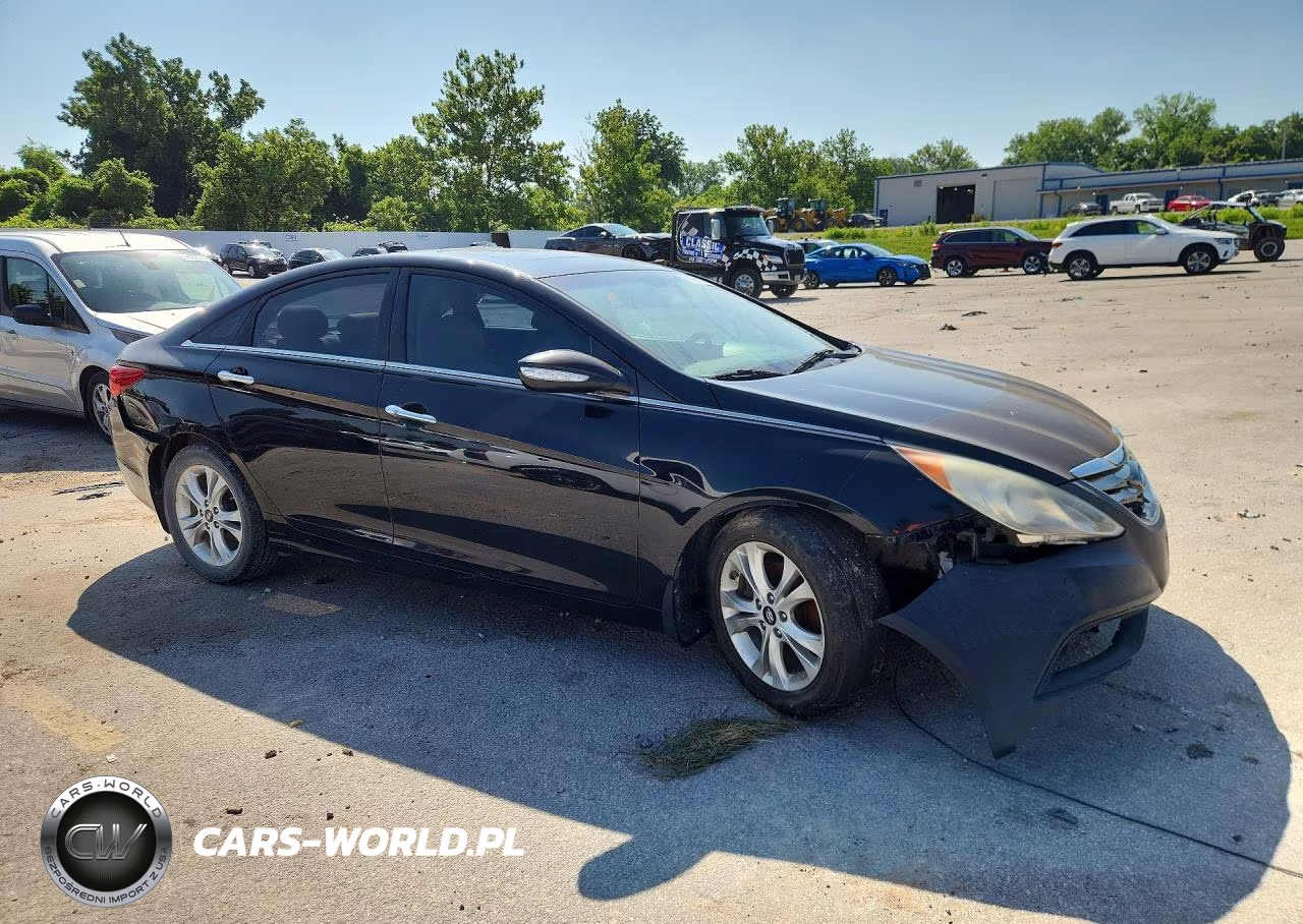 2011 Hyundai Sonata Limited VIN:5NPEC4AC5BH145795 - 4