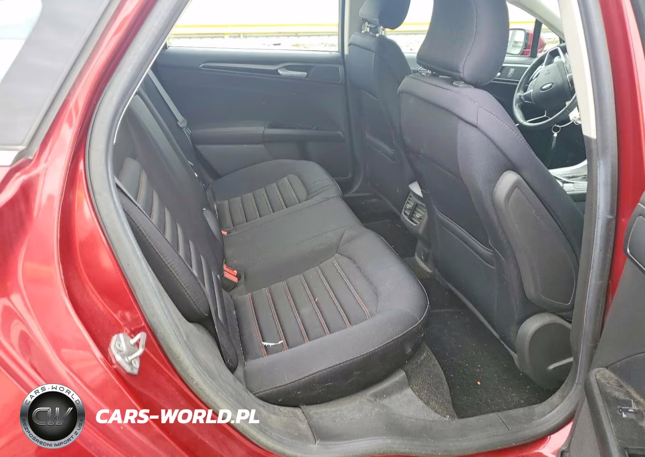 2016 Ford Fusion Se VIN:3FA6P0H75GR141184 - 10