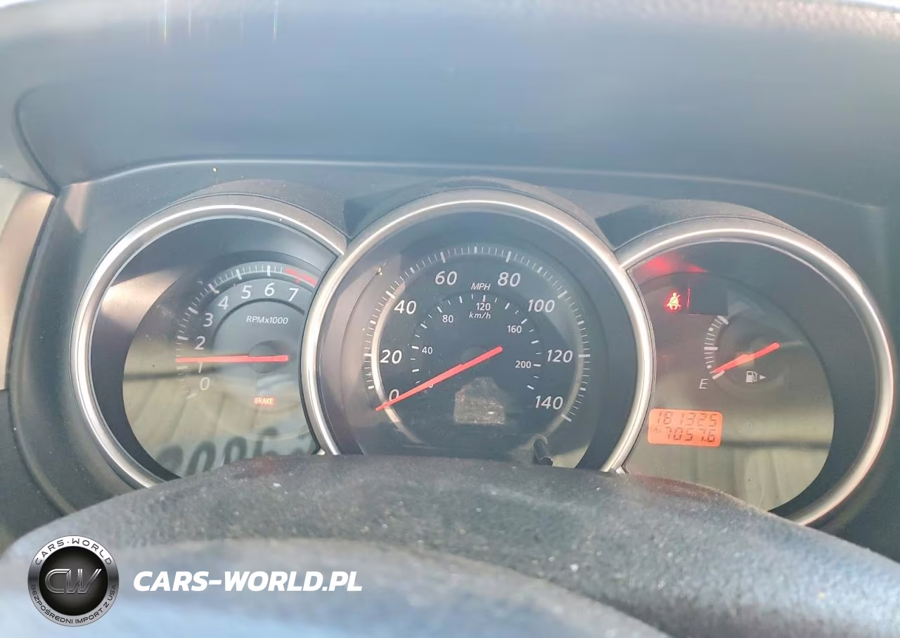 2011 Nissan Versa 1.8 S VIN:3N1BC1AP5BL446851 - 9