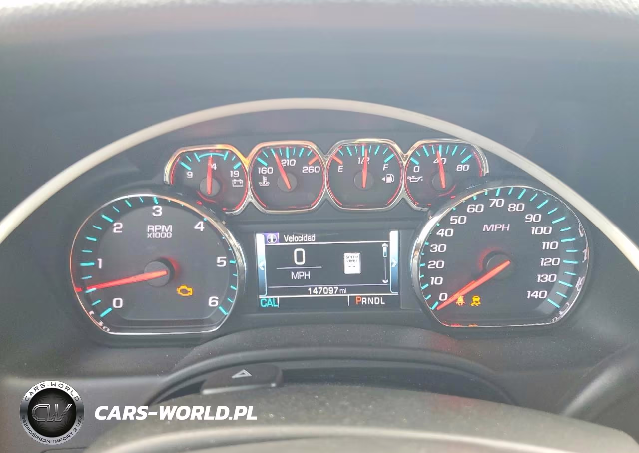 2018 Chevrolet Suburban C1500 Lt VIN:1GNSCHKC6JR347438 - 9