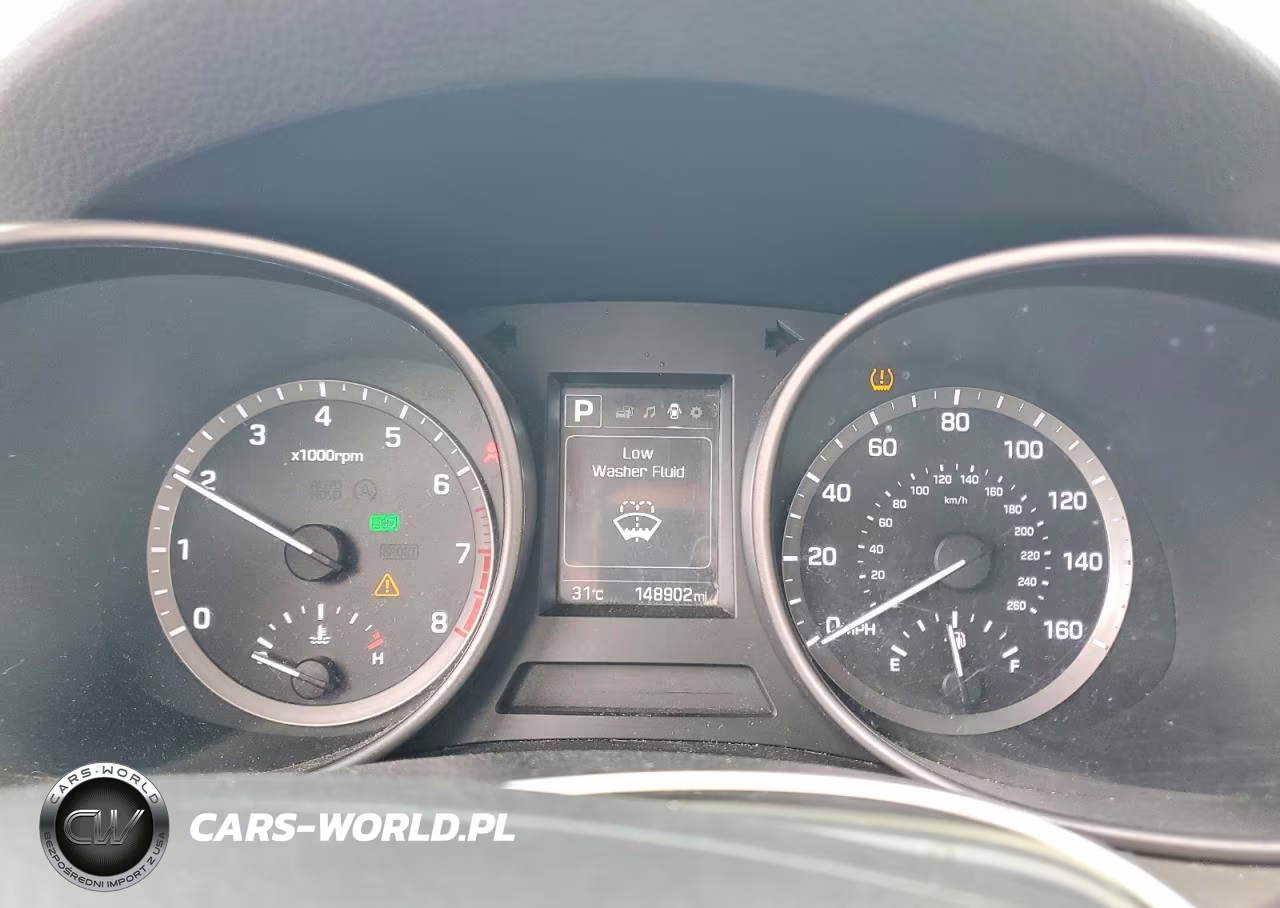 2017 Hyundai Santa Fe Sport 2.4L VIN:5XYZUDLB2HG385180 - 9