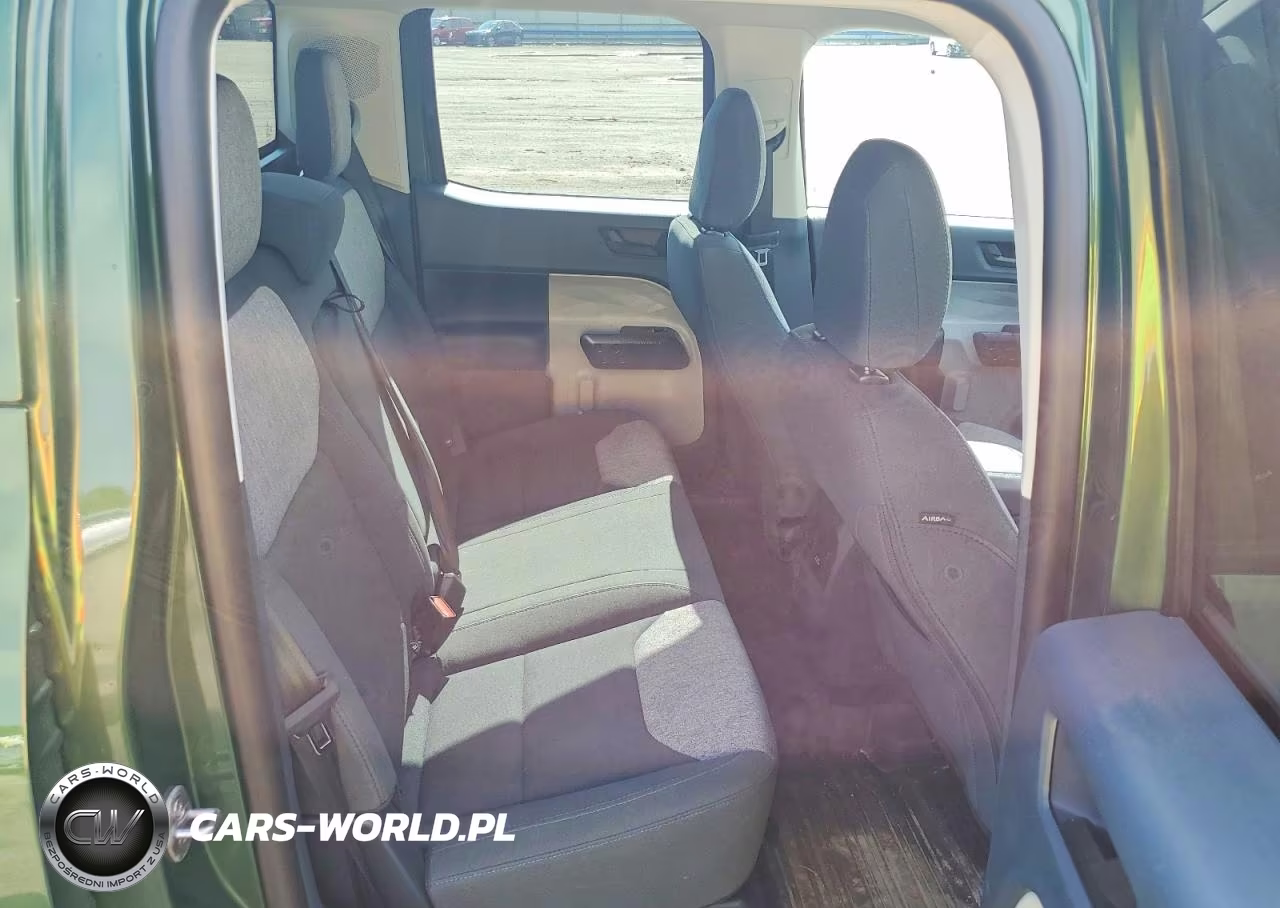2025 Ford Maverick Xlt VIN:3FTTW8J39SRA10550 - 10