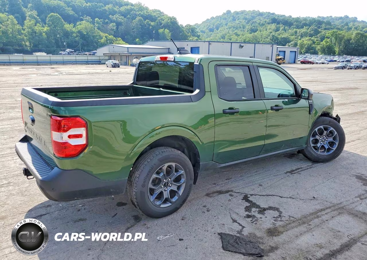 2025 Ford Maverick Xlt VIN:3FTTW8J39SRA10550 - 3