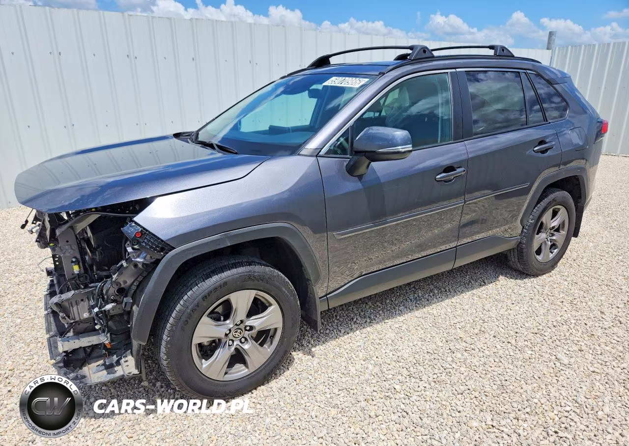 2024 Toyota Rav4 Xle – zdjęcie 1 z 14