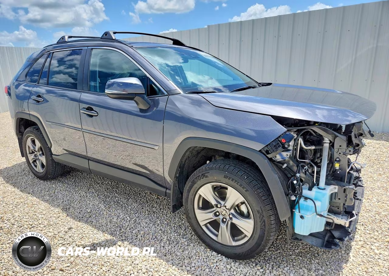 2024 Toyota Rav4 Xle VIN:2T3P1RFV2RC477946 - 4