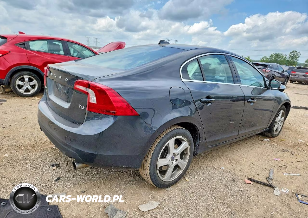 2013 Volvo S60 T5 VIN:YV1612FS7D2190217 - 3