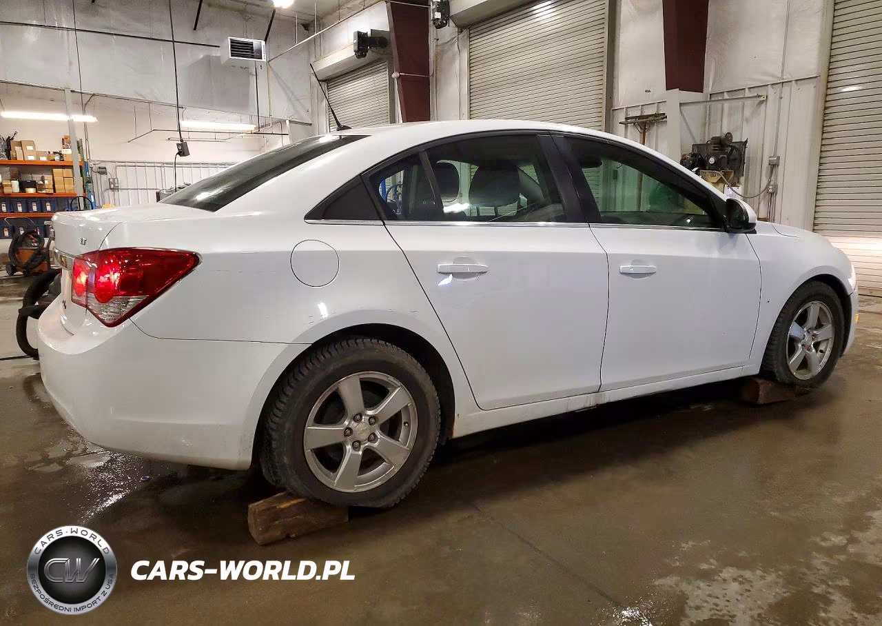 2011 Chevrolet Cruze Lt VIN:1G1PE5S95B7257425 - 3