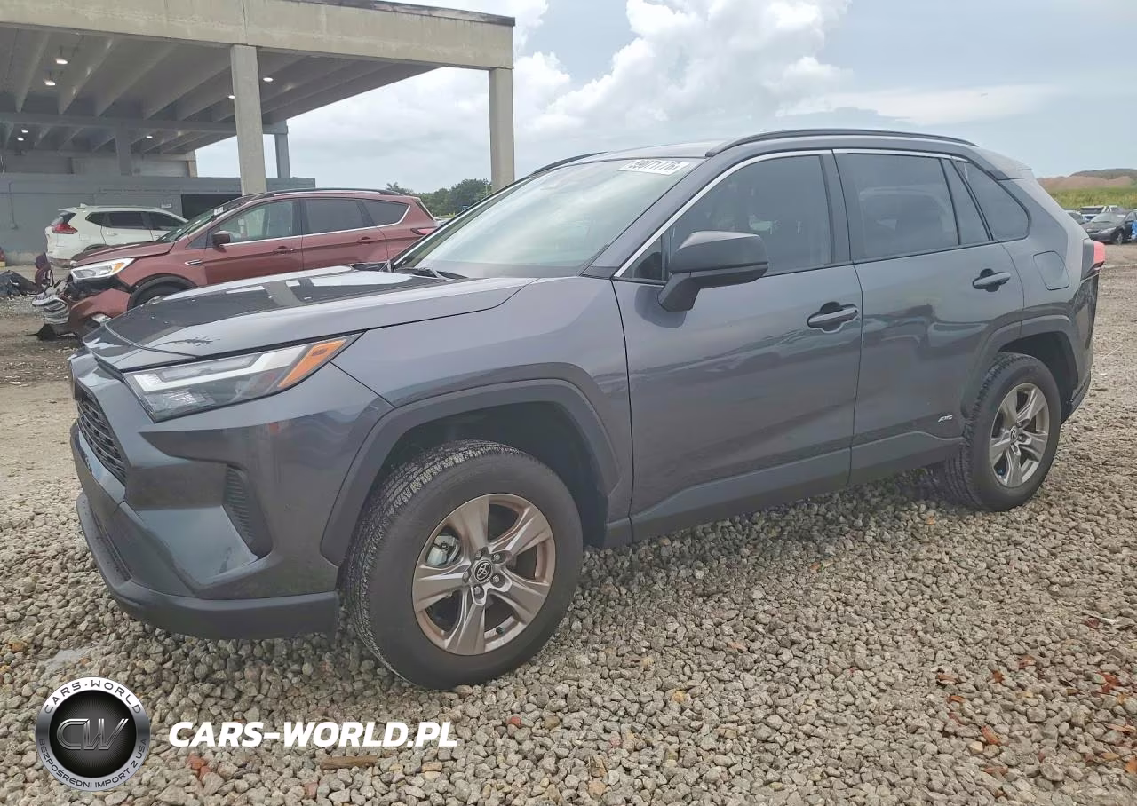 2025 Toyota Rav4 Le – zdjęcie 1 z 13