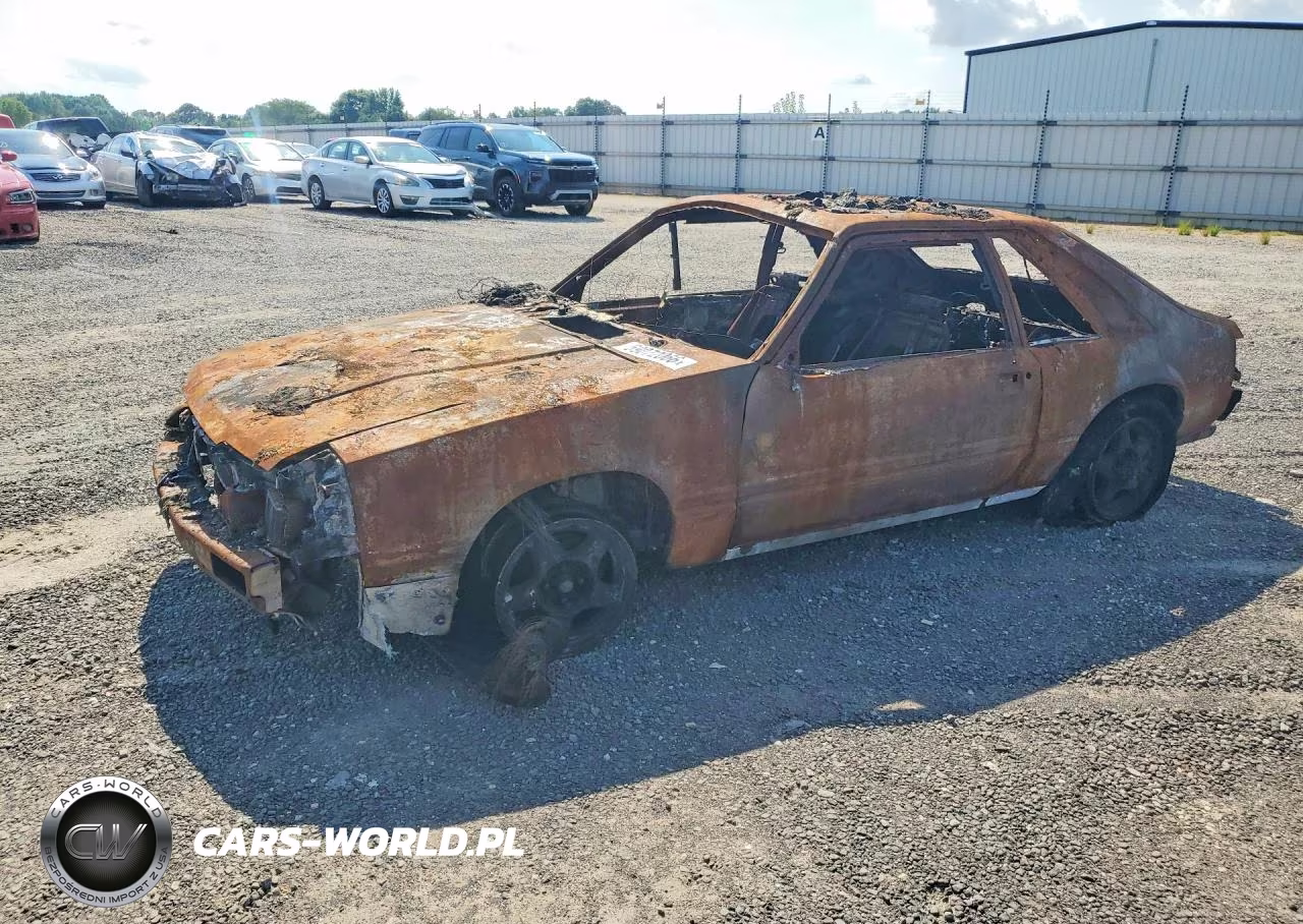 1984 Ford Mustang L